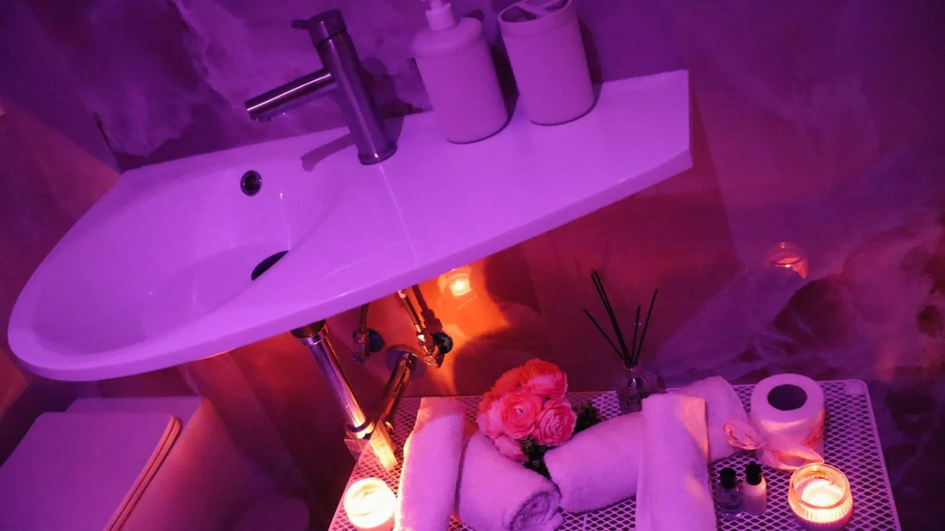 Amor Home B&B - 200M Dalla Metro A 로마 이탈리아