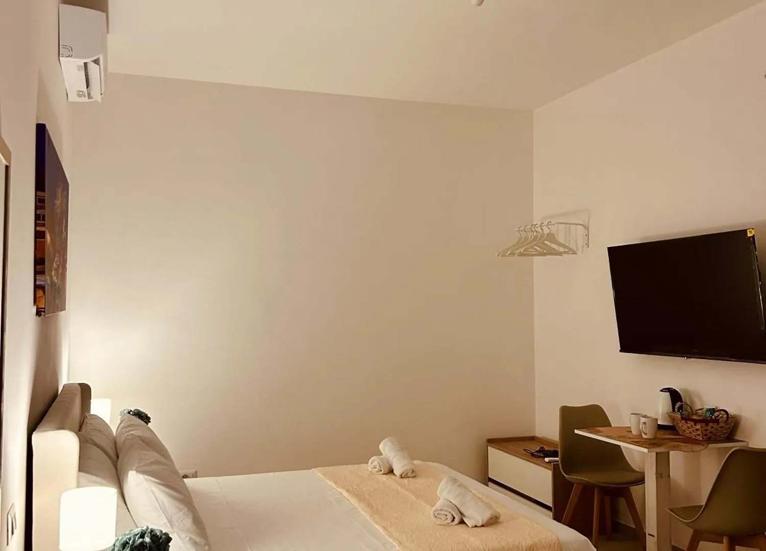 Amor Home B&B - 200M Dalla Metro A 로마 이탈리아