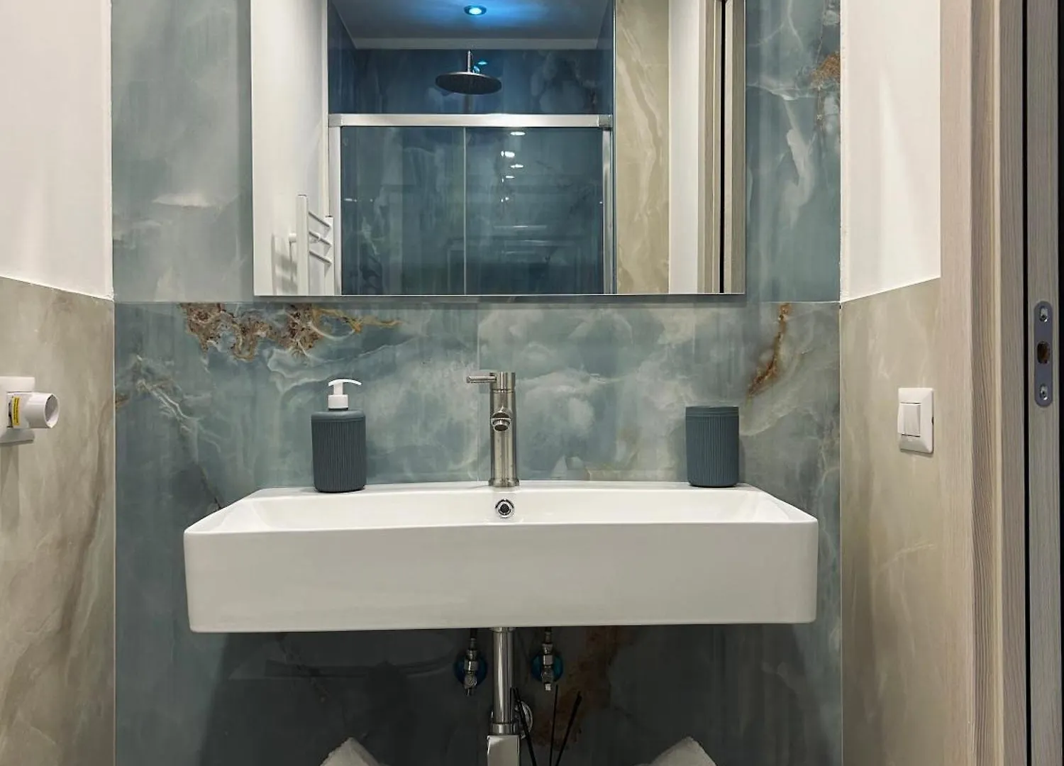 Amor Home B&B - 200M Dalla Metro A Roma